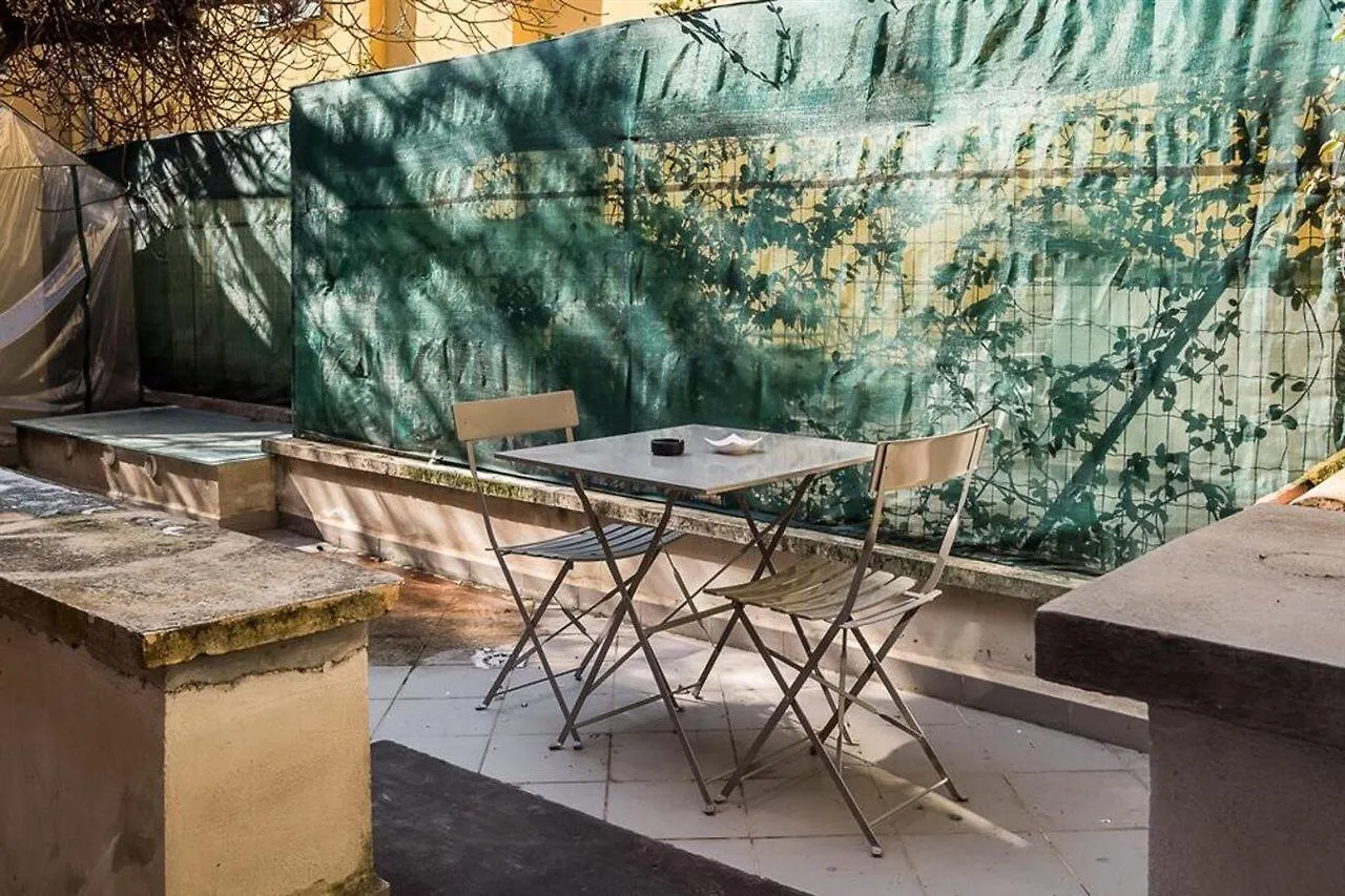 Travel House Bologna 아파트